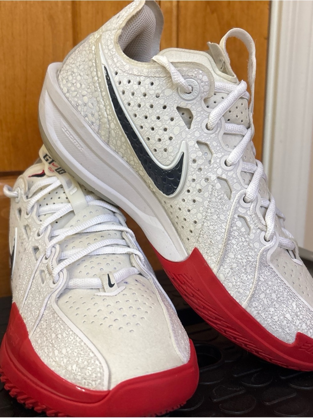 Nike Women's White, Blue & Red Athletic Shoes